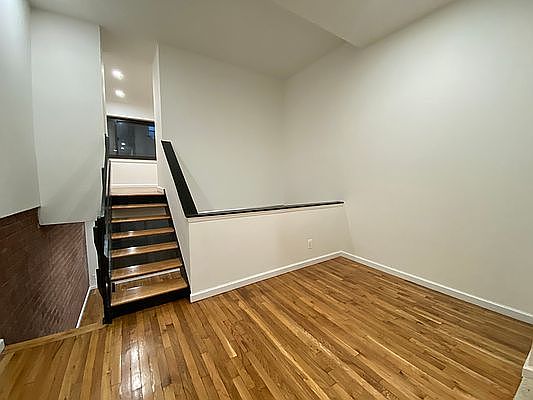 1st image of 10 Jones St APT 3K