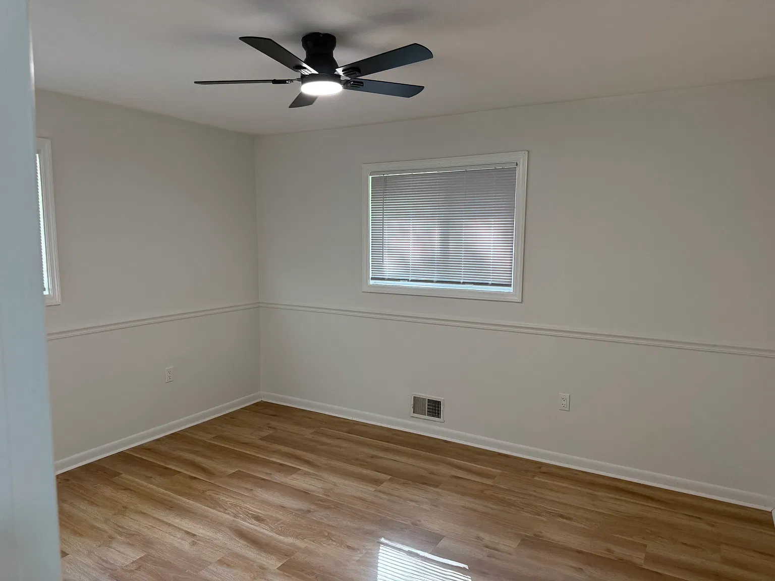 3 bed, 1125 sqft, $1,800 — Photo 4
