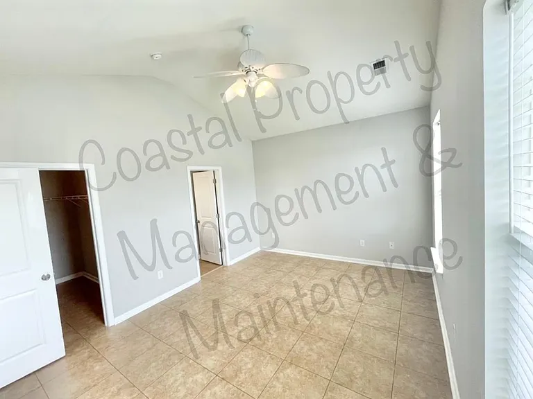 135 Carolina Oaks Dr — Photo 12