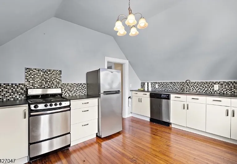 74 S Mountain Ave #CH — Photo 4
