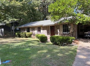 306 Bowling St, Hattiesburg, MS 39401