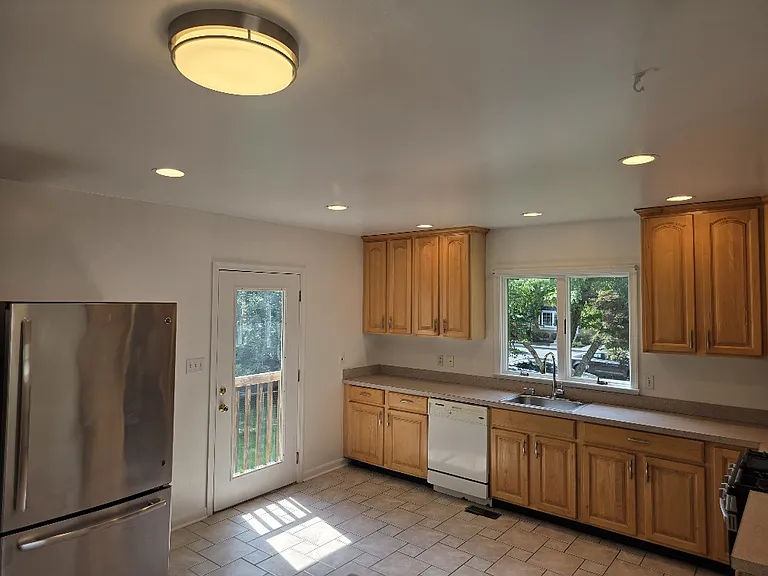 2106 Prichard Rd — Photo 5