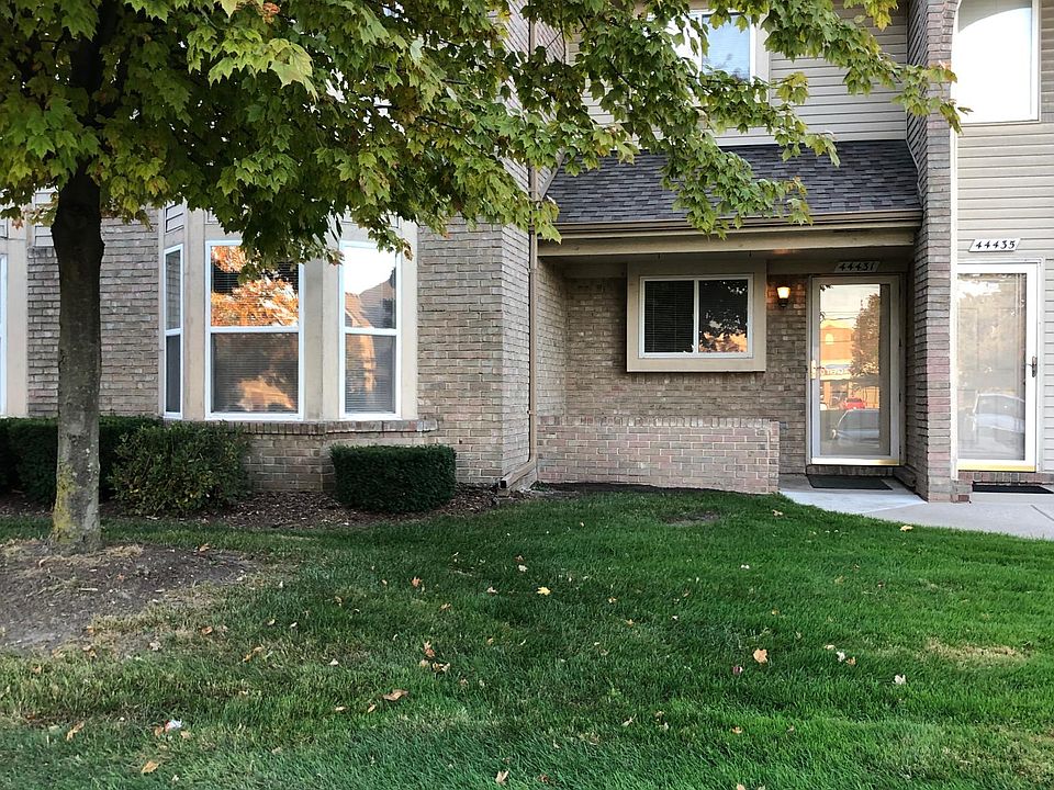 1st image of 44431 Sunnyside Dr