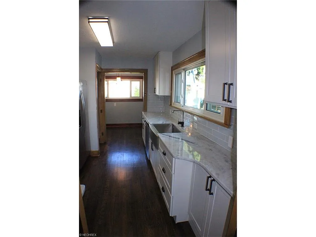 4492 S Hills Dr photo 1