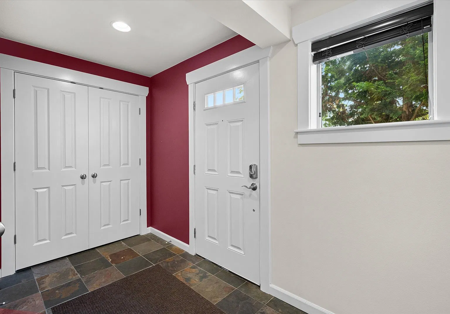 2 bed, 2.5 bath, 1305 sqft, $3,400 — Photo 2