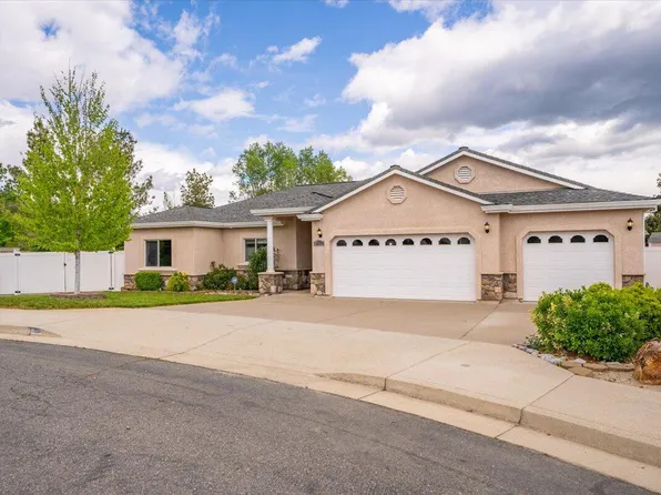 2733 Smith Ave, Shasta Lake, CA 96019