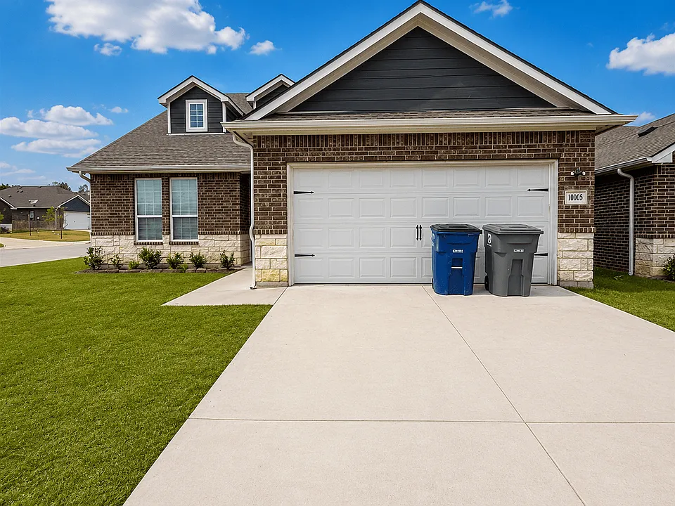 10005 Spice Ln