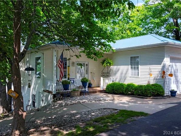 259 Liahona Cir, Sunrise Beach, MO 65079