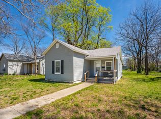 1712 N Clay Ave, Springfield, MO 65803