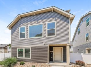 18601 E 47th Pl, Denver, CO 80249