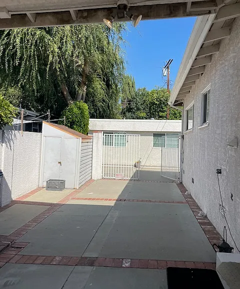 6210 Calvin Ave — Photo 30