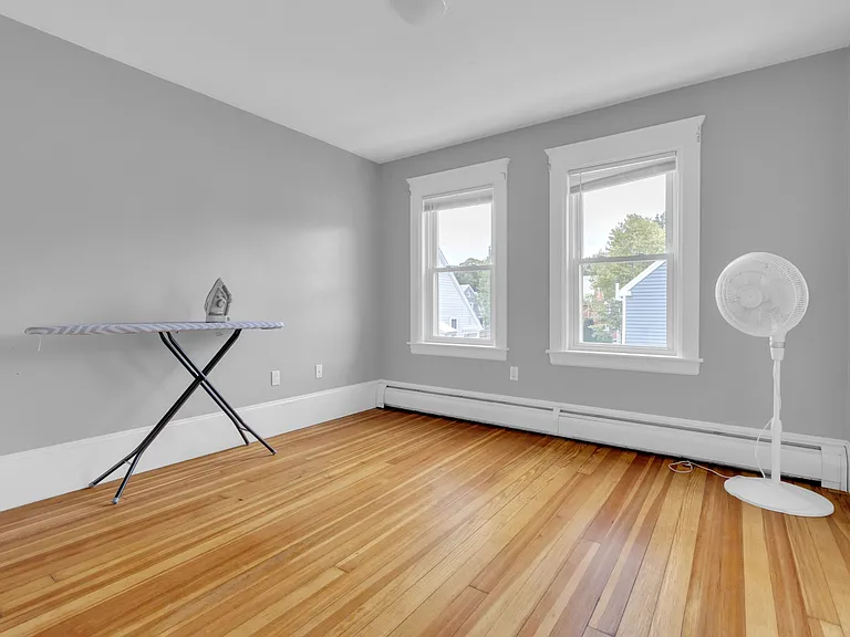 6 Stirling St #2 — Photo 12