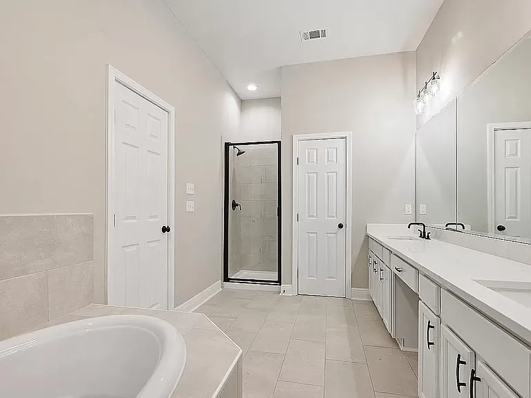 10539 Durmast Dr — Photo 8