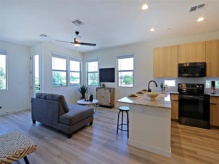 Scottsdale Hayden Townhomes — Photo 36