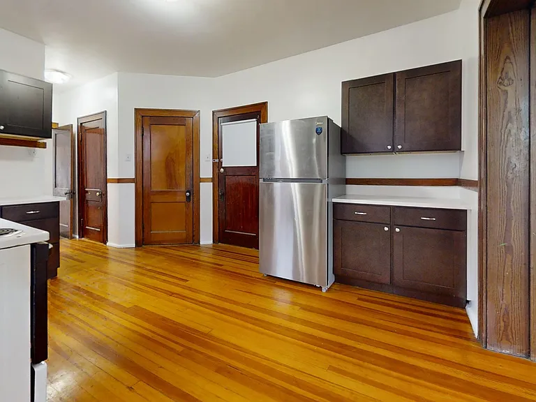 3704 Fairview Ave #2W — Photo 35