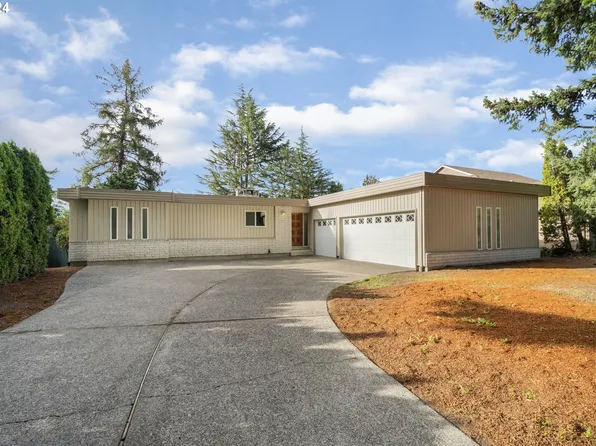 2480 NE 23rd St, Gresham, OR 97030