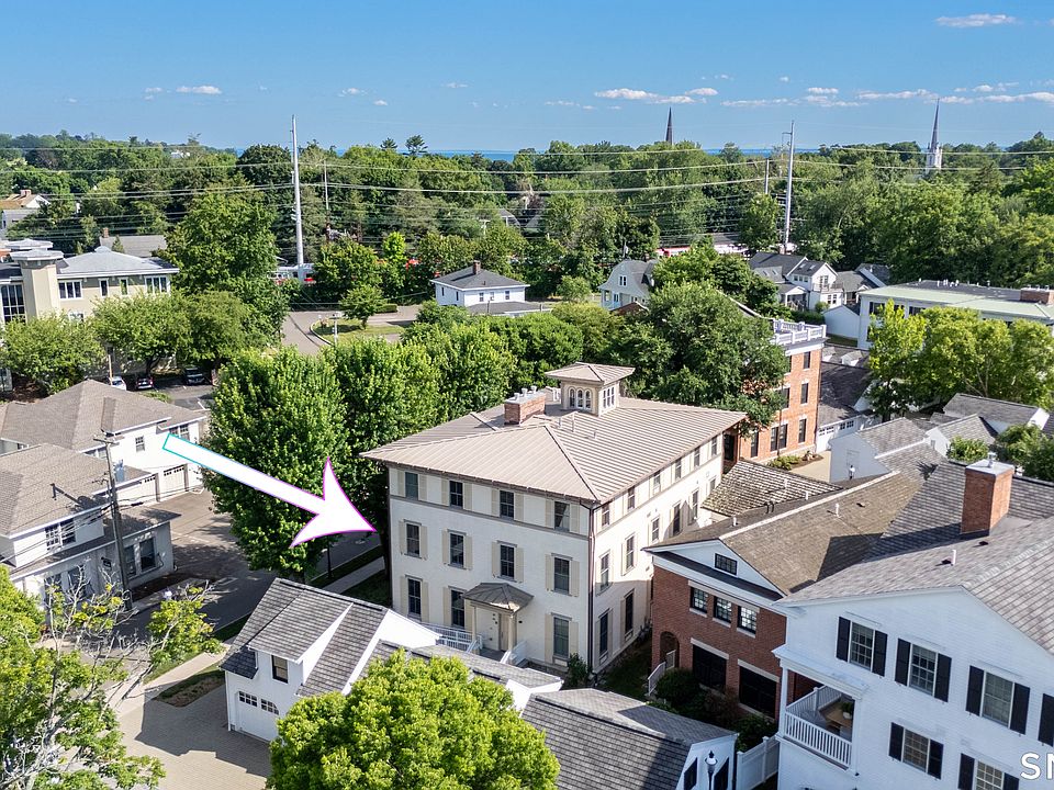 1st image of 44 Elmwood Drive #44