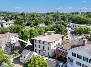 44 Elmwood Dr #44, Fairfield, CT 06824
