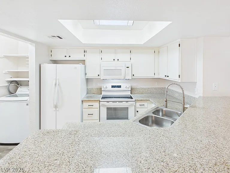 8600 W Charleston Blvd #2093 — Photo 11