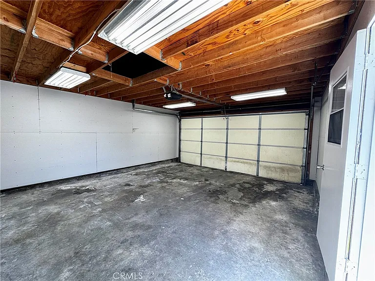 14414 Studebaker Rd — Photo 29