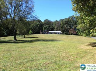 909 Wood Rd, Danielsville, PA 18038