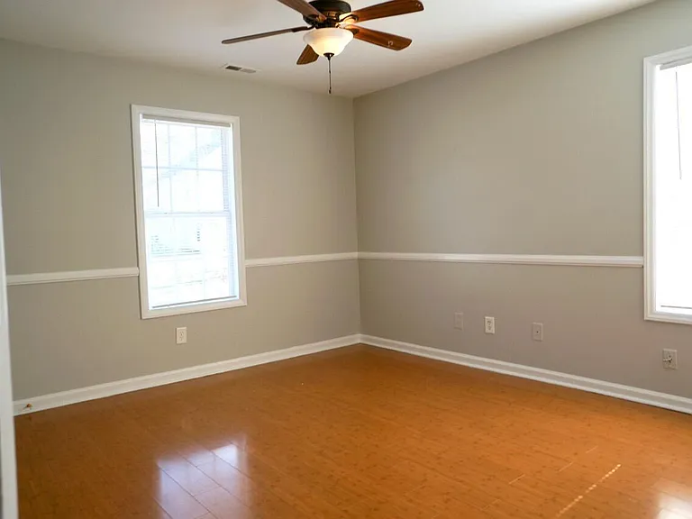2803 Warren St — Photo 14