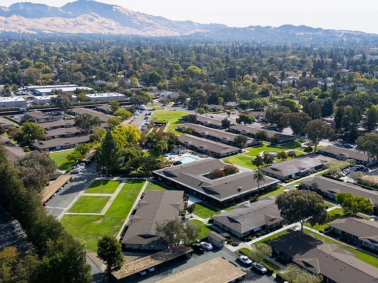 The Grove at Walnut Creek — Photo 9