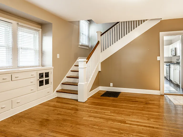 4327 N Park Ave — Photo 9