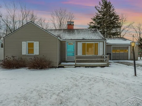 3586 Wheeler Rd, Bay City, MI 48706