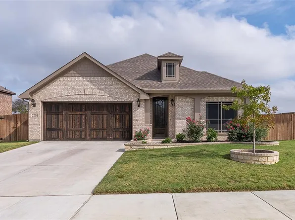 2210 Moon Dance Ln, Midlothian, TX 76065