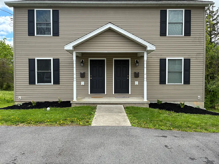 616 Lower St — Photo 1