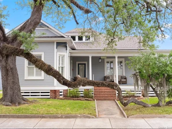 1043 Common St, Lake Charles, LA 70601