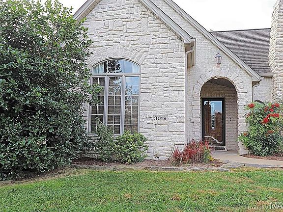 2nd image of 3019 Beaver Creek Dr