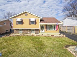 542 Harold Ave, Glendale Heights, IL 60139