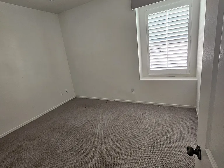 5320 Calle Rockfish #10 — Photo 17