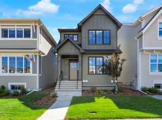 82 W Magnolia St SE, Calgary, AB T3M3X8