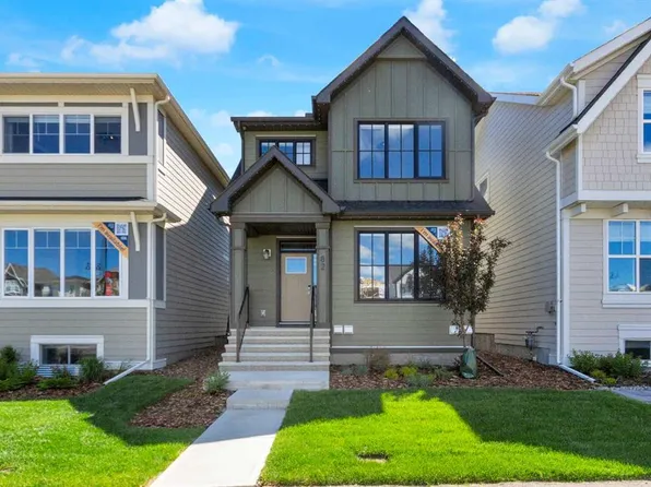 82 W Magnolia St SE, Calgary, AB T3M 3X8