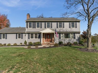 126 Carriage Hill Way, Neshanic Station, NJ, 08853