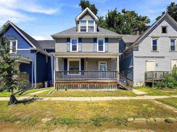 524 12th St SE, Cedar Rapids, IA 52403
