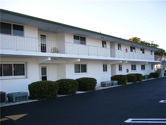 2nd image of 9 Garden St APT 202J