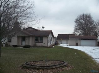 5856 Bryan Rd, Oregon, OH 43616