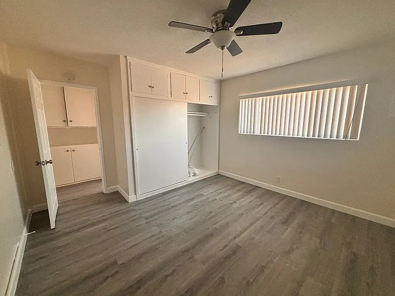15339 California Ave — Photo 9