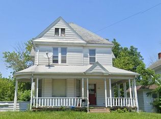 1205 Adams St, Davenport, IA