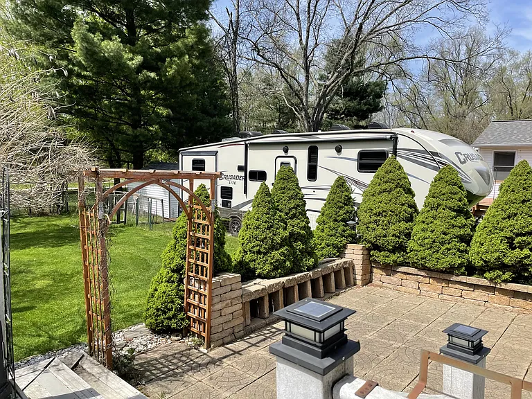 5141 Primrose Ave SE — Photo 3