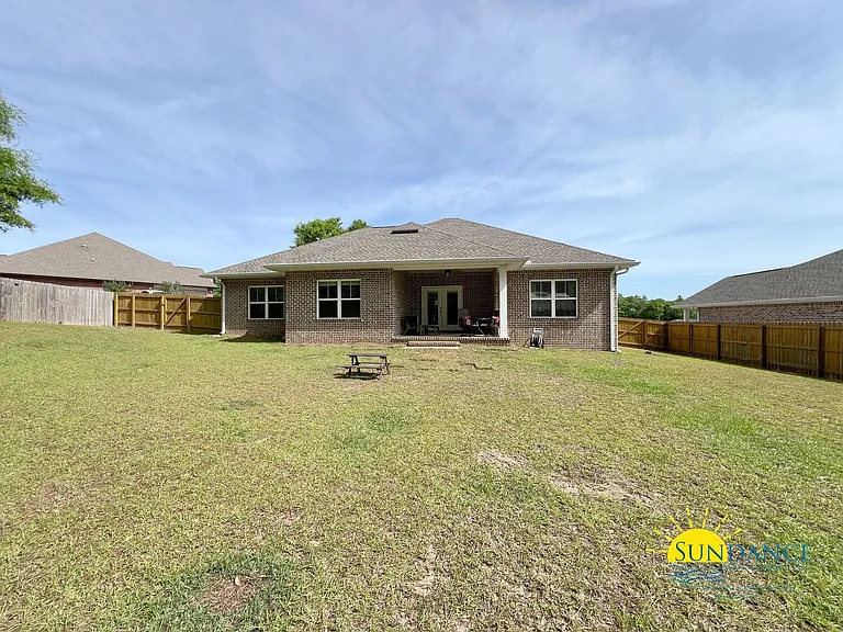 1539 Kais St — Photo 18