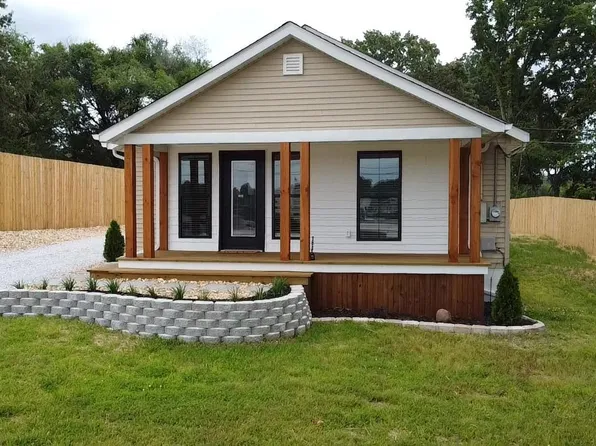 219 N Chestnut St, Harrison, AR 72601