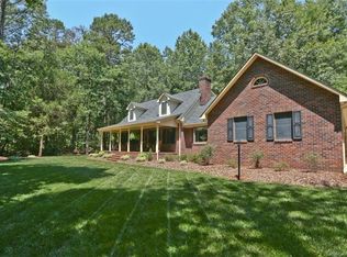 7270 Tuckaseegee Rd, Kannapolis, NC 28081
