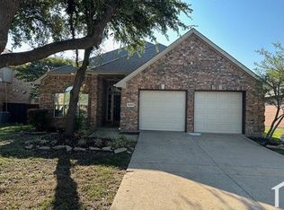 8006 Saint Fillans Ln, Rowlett, TX 75089