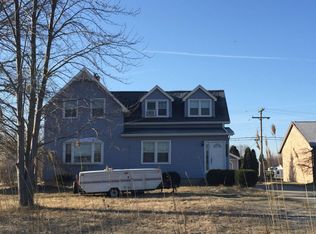 15411 Lee Rd, Brownstown, MI 48173