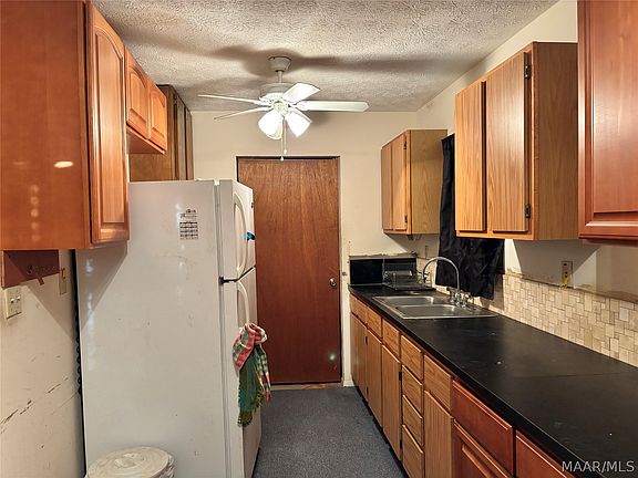 3rd image of 71 Old Troy Rd